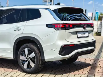 TAYRON Life Plug-in Hybrid 1.5 TSI 204CP DSG