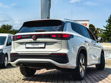 TAYRON Life Plug-in Hybrid 1.5 TSI 204CP DSG
