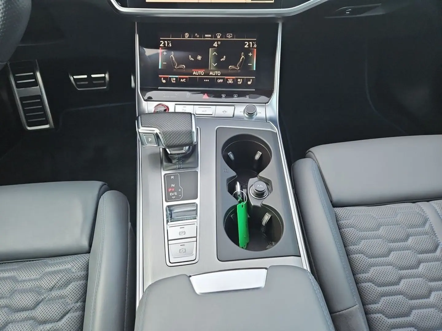 Audi RS6 Avant 4.0 TFSI quattro tiptronic *Matrix*