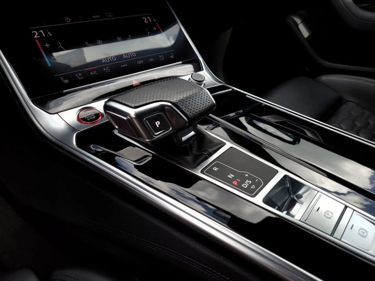 Audi RS6 Avant 4.0 TFSI qu. 360°|PANO|LASER|RS-