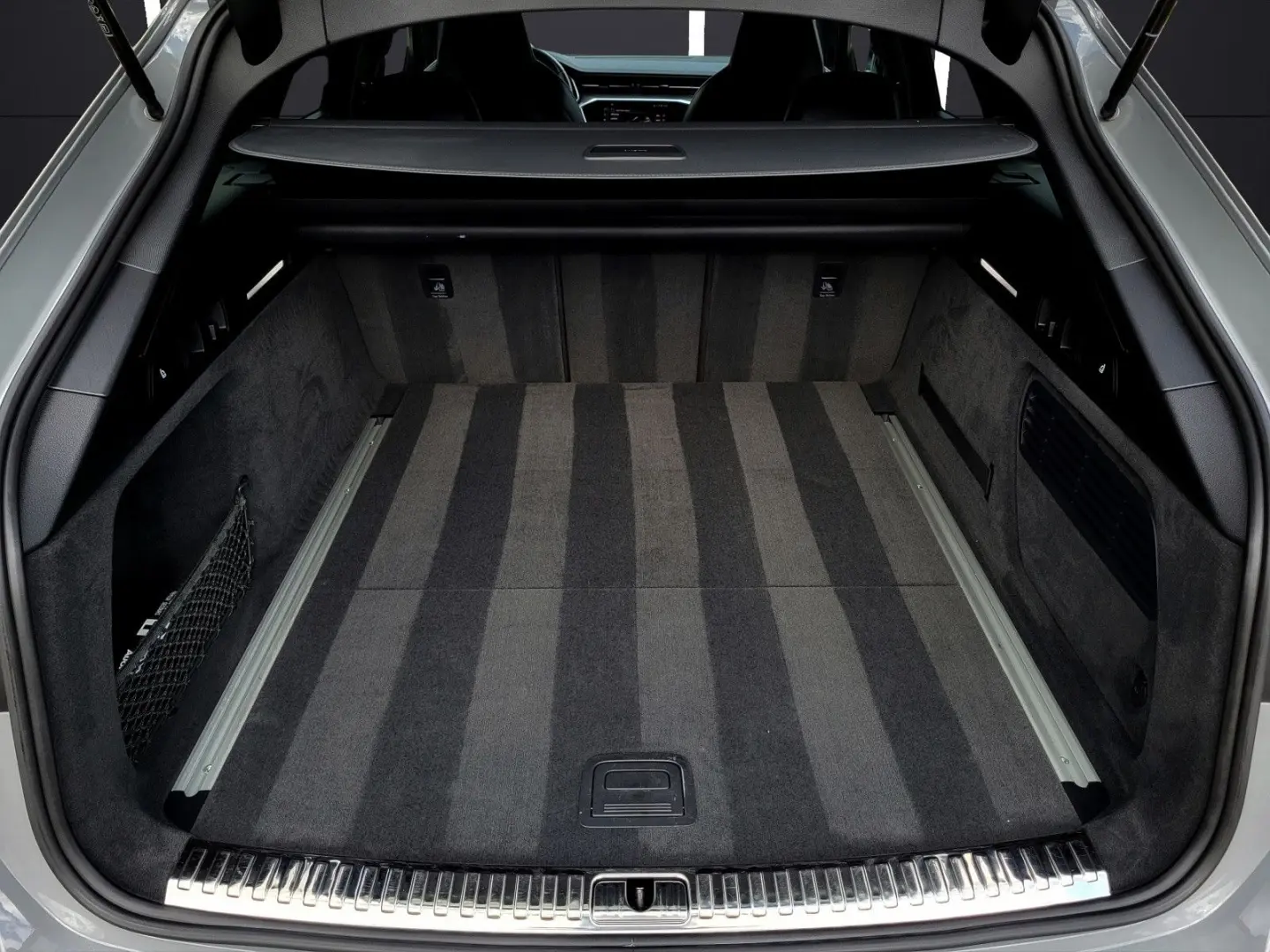 Audi RS6 Avant 4.0 TFSI qu. 360°|PANO|LASER|RS-