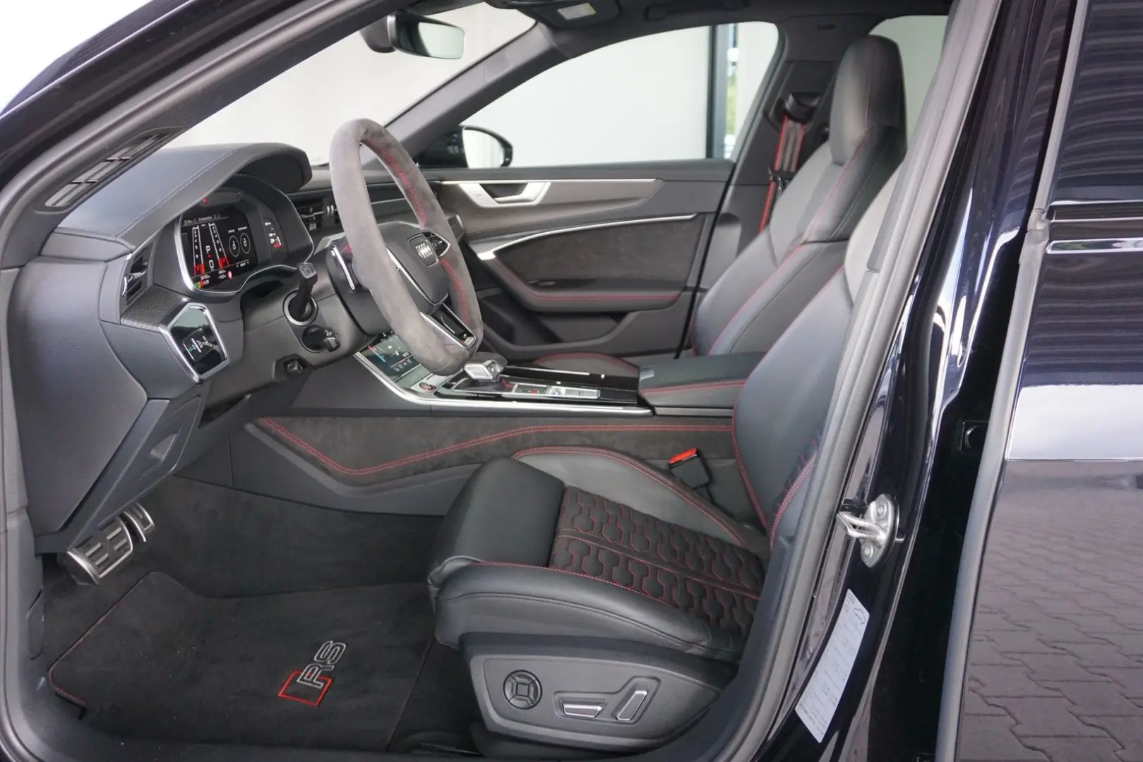 Audi RS6 Avant quattro Laser  B&O Dynamik