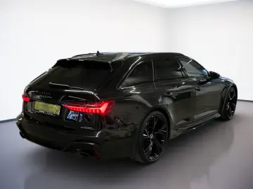Audi RS 6 Avant QUATTRO 4.0TFSI 600PS.MATRIX.PANO.
