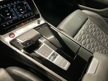Audi RS 6 Avant QUATTRO 4.0TFSI 600PS.MATRIX.PANO.