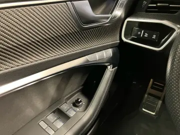 Audi RS 6 Avant QUATTRO 4.0TFSI 600PS.MATRIX.PANO.