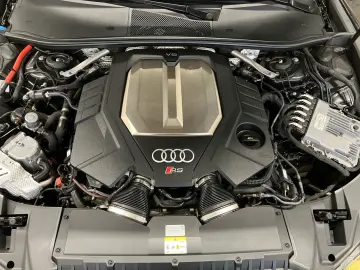 Audi RS 6 Avant QUATTRO 4.0TFSI 600PS.MATRIX.PANO.