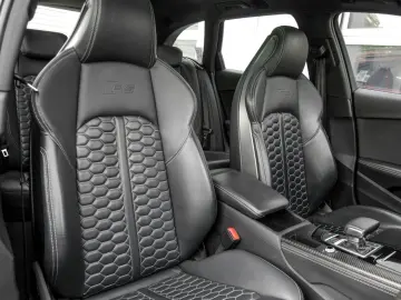 Audi RS 4 Avant quattro BLACKPAK PANO B&O 360CAM