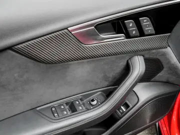 Audi RS 4 Avant quattro BLACKPAK PANO B&O 360CAM
