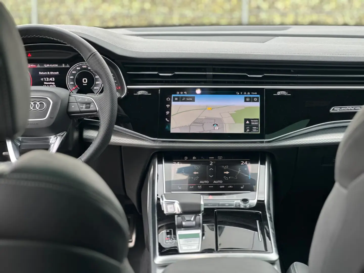 Audi Q8 50 TDI quattro/SLine/Pano