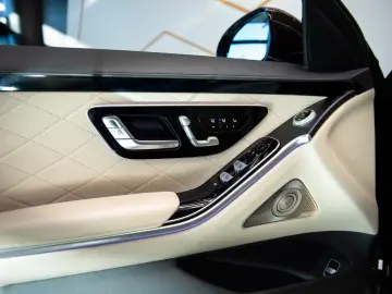Mercedes-Benz Clasa S 450 4Matic AMG Line Long