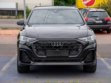 Audi Q8 45 TDI quattro S-Line PANORAMA