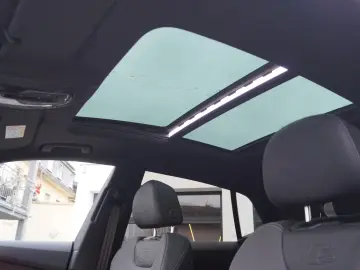 Audi Q8 50 TDI quattro *S line, MY25, Pano