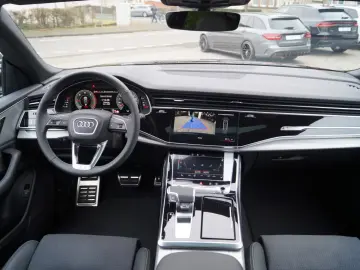Audi Q8 50 TDI quattro *S line, MY25, Pano