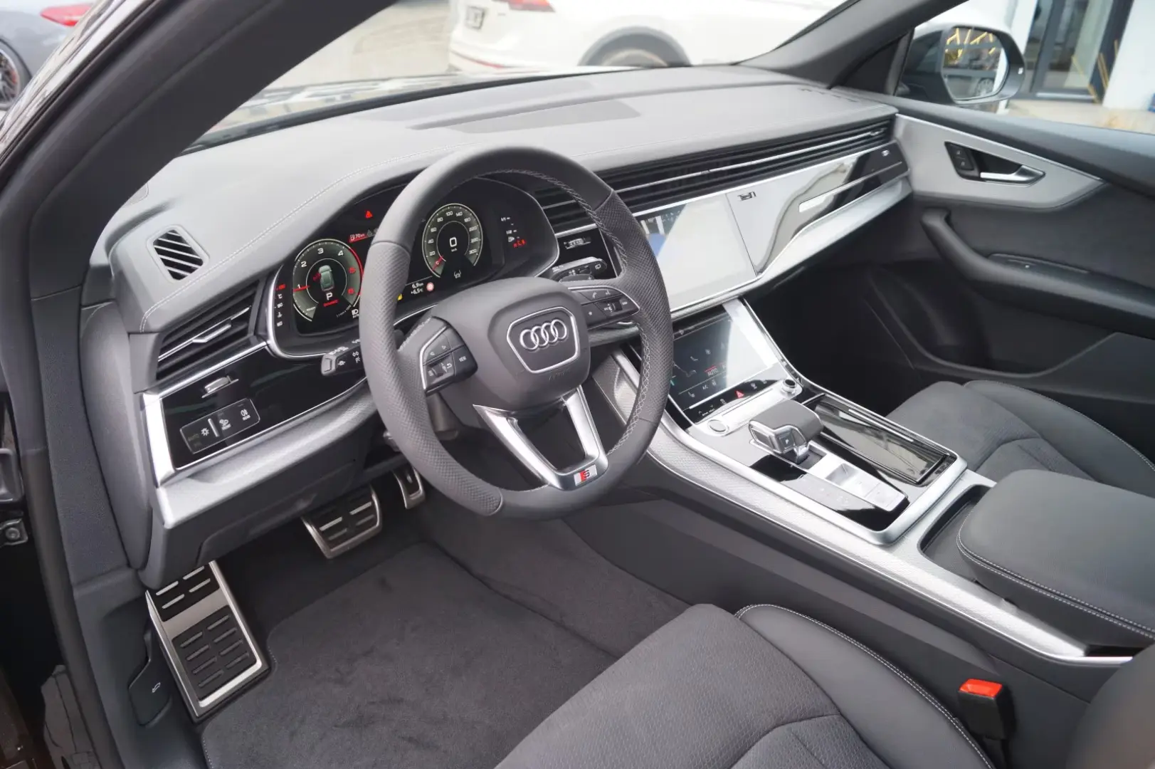 Audi Q8 50 TDI quattro *S line, MY25, Pano