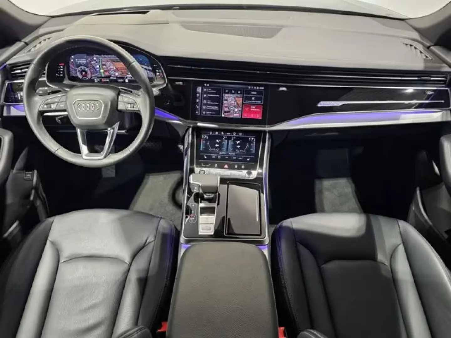 Audi Q8 50 TDI S Line Negru Pano Matrix Soft