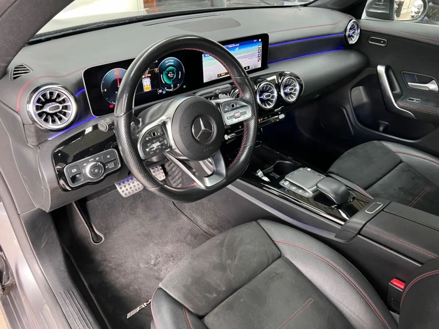 CLA 200 Coupe AMG LINE/AUT/NAVI/LEDER/LED/SPUR/