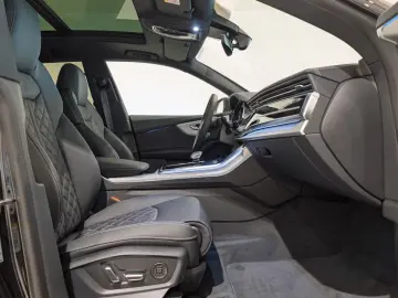 Audi Q8 45 TDI quattro S line*Pan*B&O