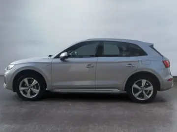 Audi Q5 55 TFSIe quattro S line +Matrix +Pano +AHK