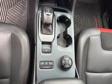 Raptor  e-4WD Doppelkabine