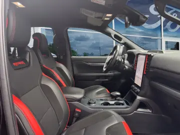 Raptor  e-4WD Doppelkabine