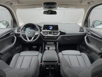 X3 xDrive 20d*DrivAss*LED*Kamera*Sportsitz*
