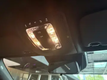 CLA 250 e AMG+NIGHT+KAMERA+AMBIENTE+SHZ+LED+COUP