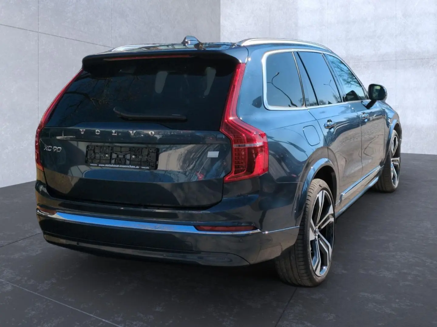 XC 90 Ultimate Bright Recharge Plug-In Hybrid