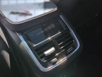 XC 90 Ultimate Bright Recharge Plug-In Hybrid