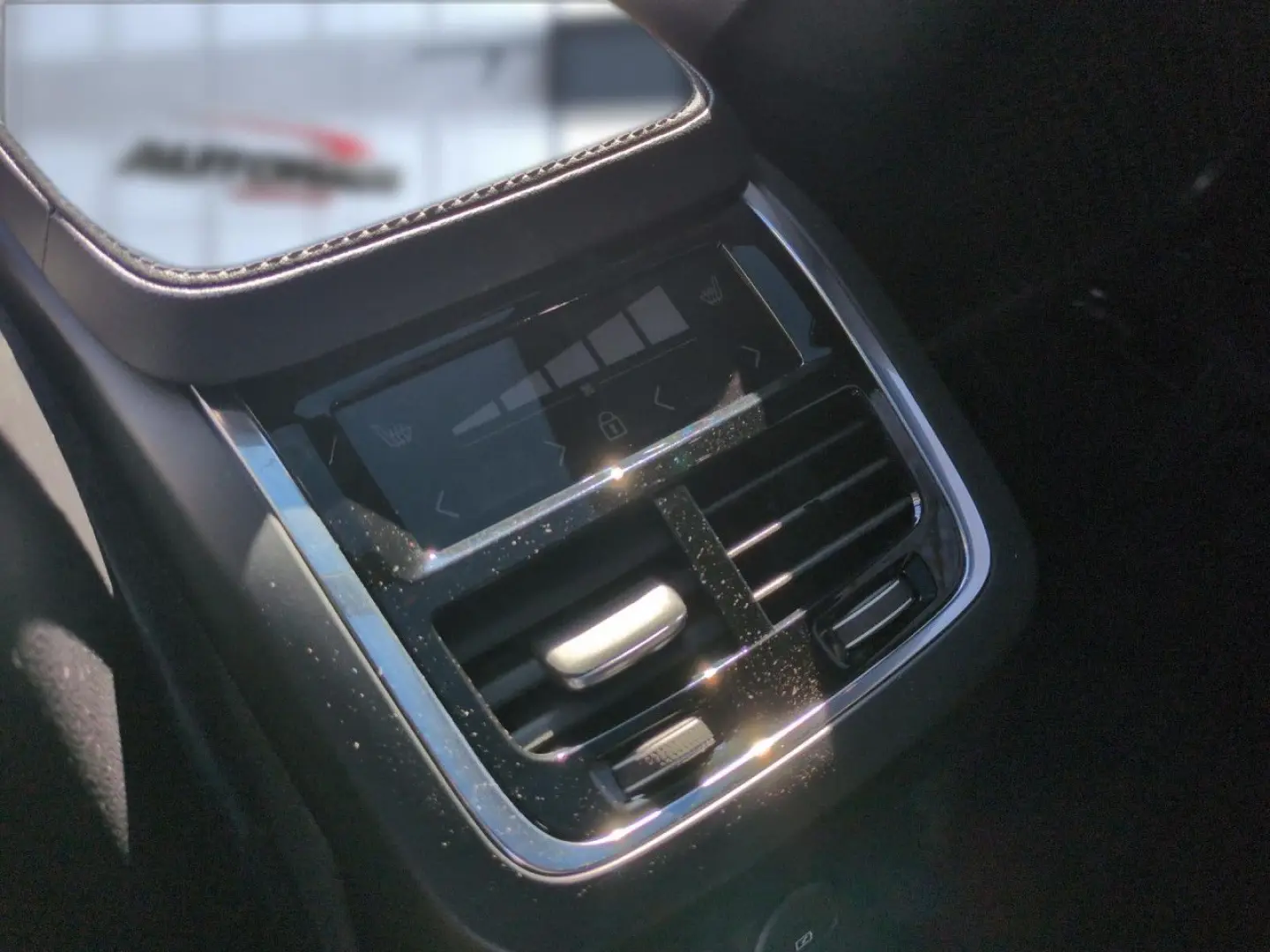 XC 90 Ultimate Bright Recharge Plug-In Hybrid