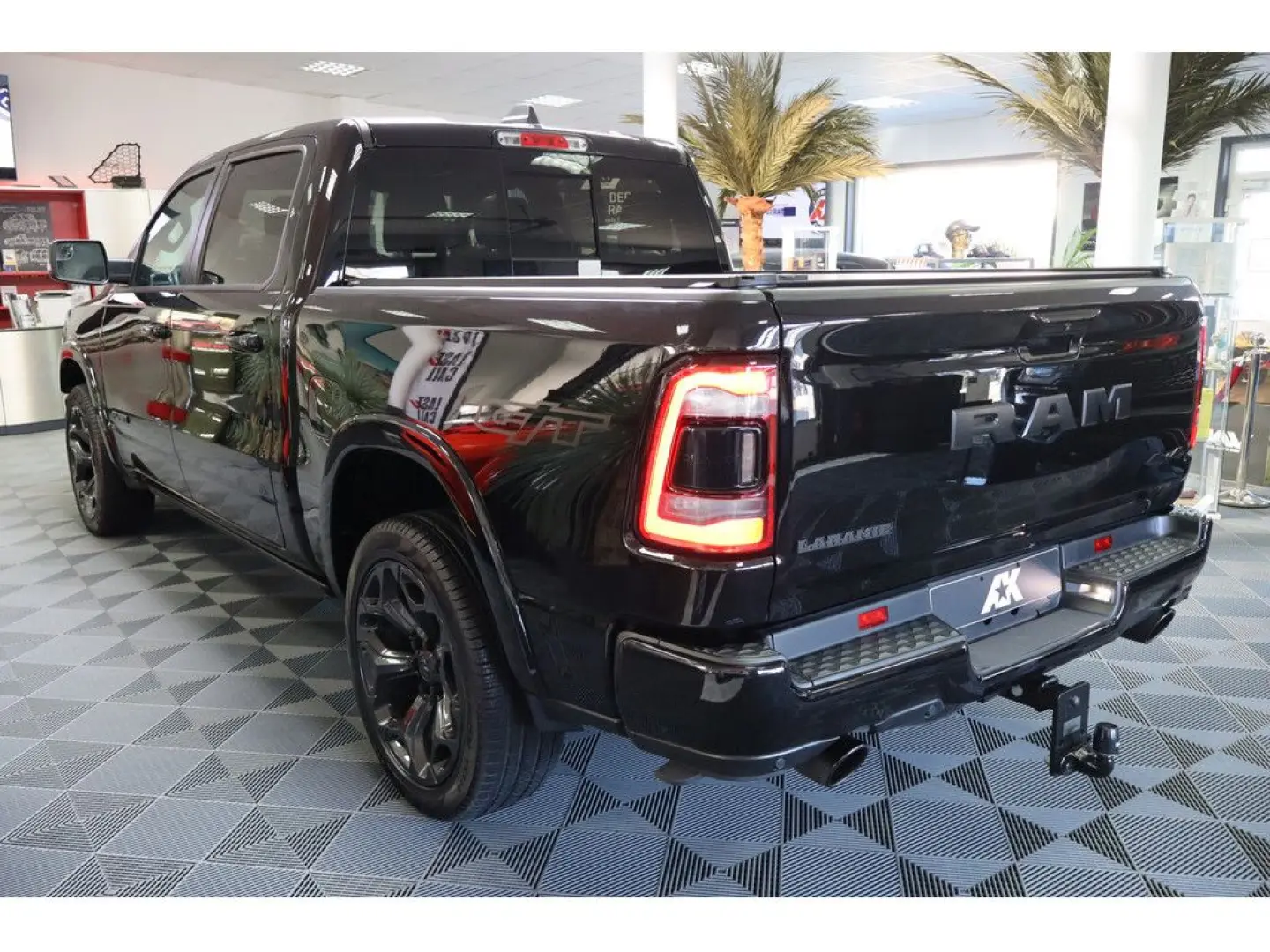 Ram 1500 5.7l V8 4x4 Laramie GT,LPG,22