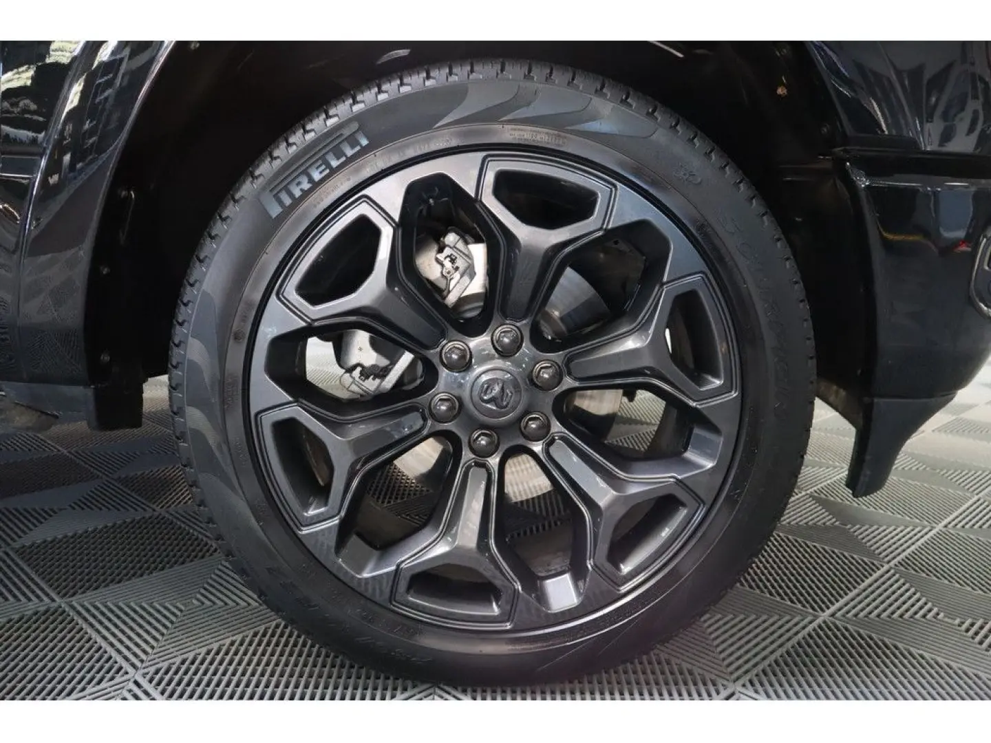 Ram 1500 5.7l V8 4x4 Laramie GT,LPG,22
