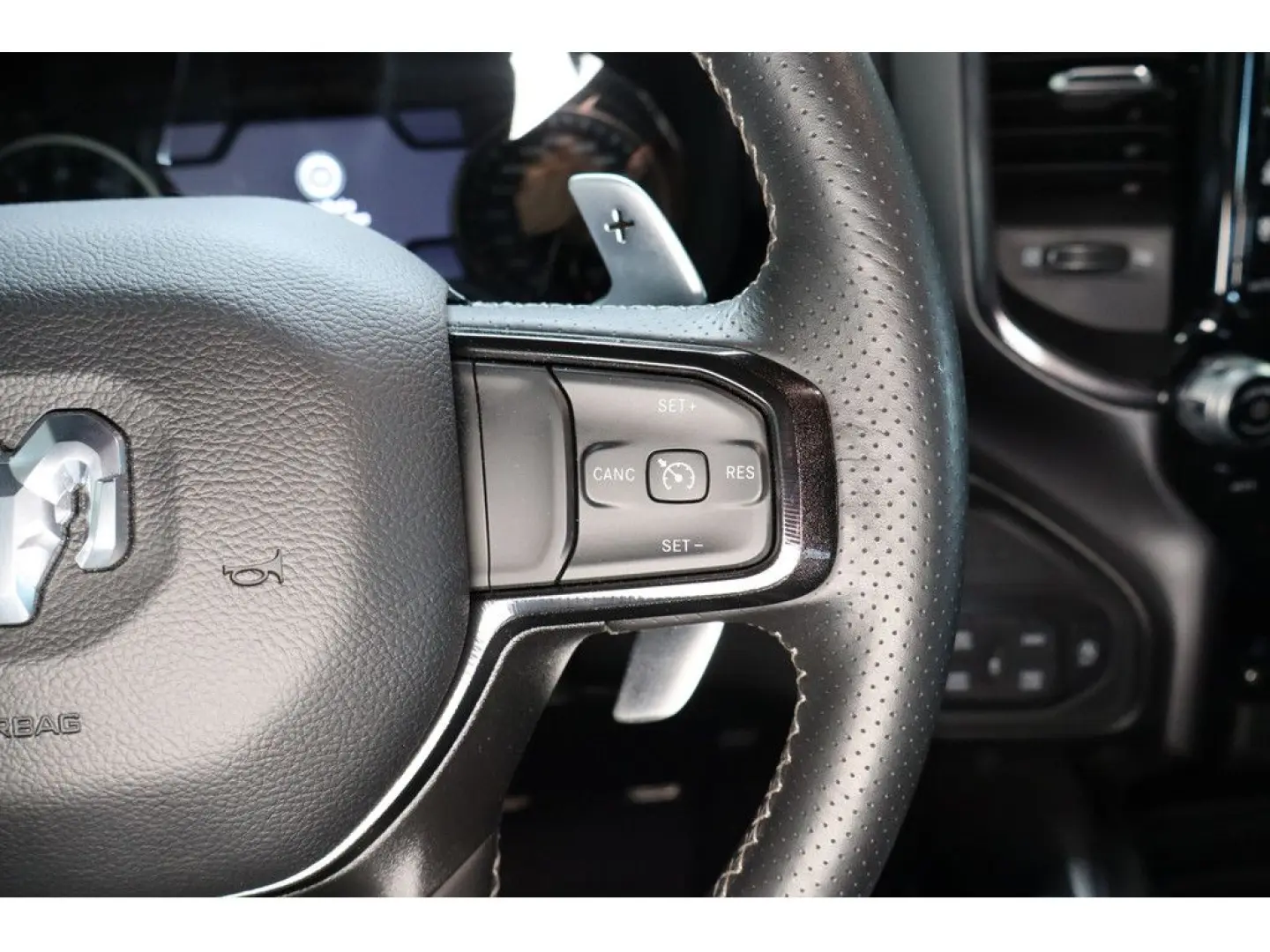 Ram 1500 5.7l V8 4x4 Laramie GT,LPG,22