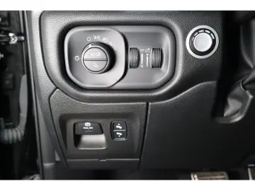 Ram 1500 5.7l V8 4x4 Laramie GT,LPG,22