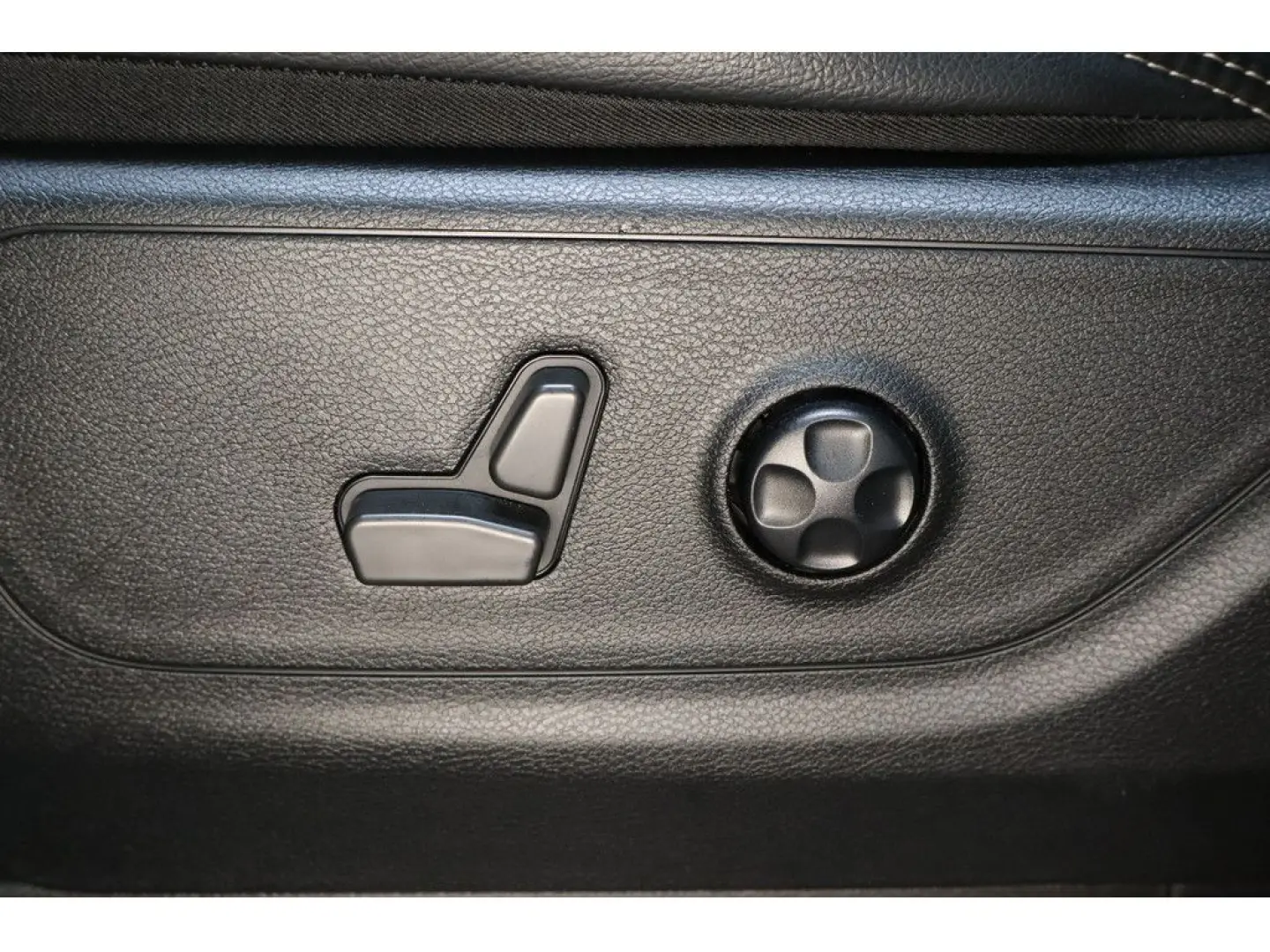 Ram 1500 5.7l V8 4x4 Laramie GT,LPG,22