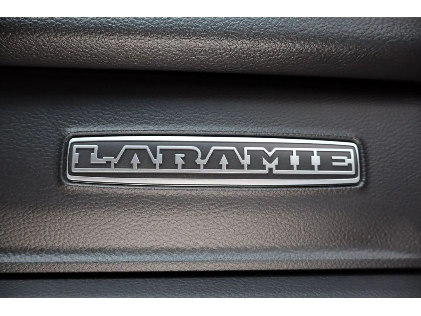 Ram 1500 5.7l V8 4x4 Laramie GT,LPG,22