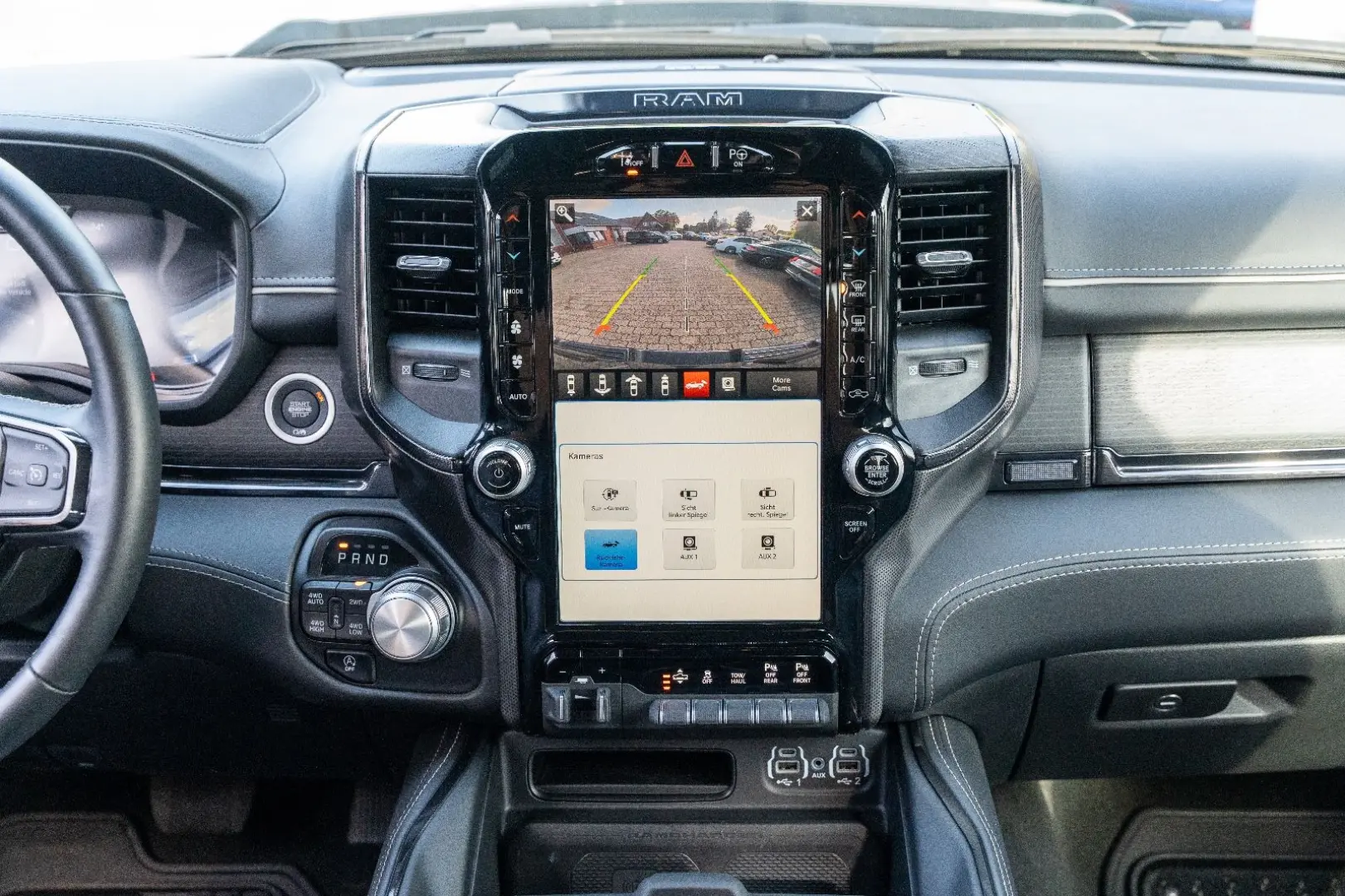 RAM 5.7 Limited/Pano/360*Prins/LUFT/HUD/DIC-TACH
