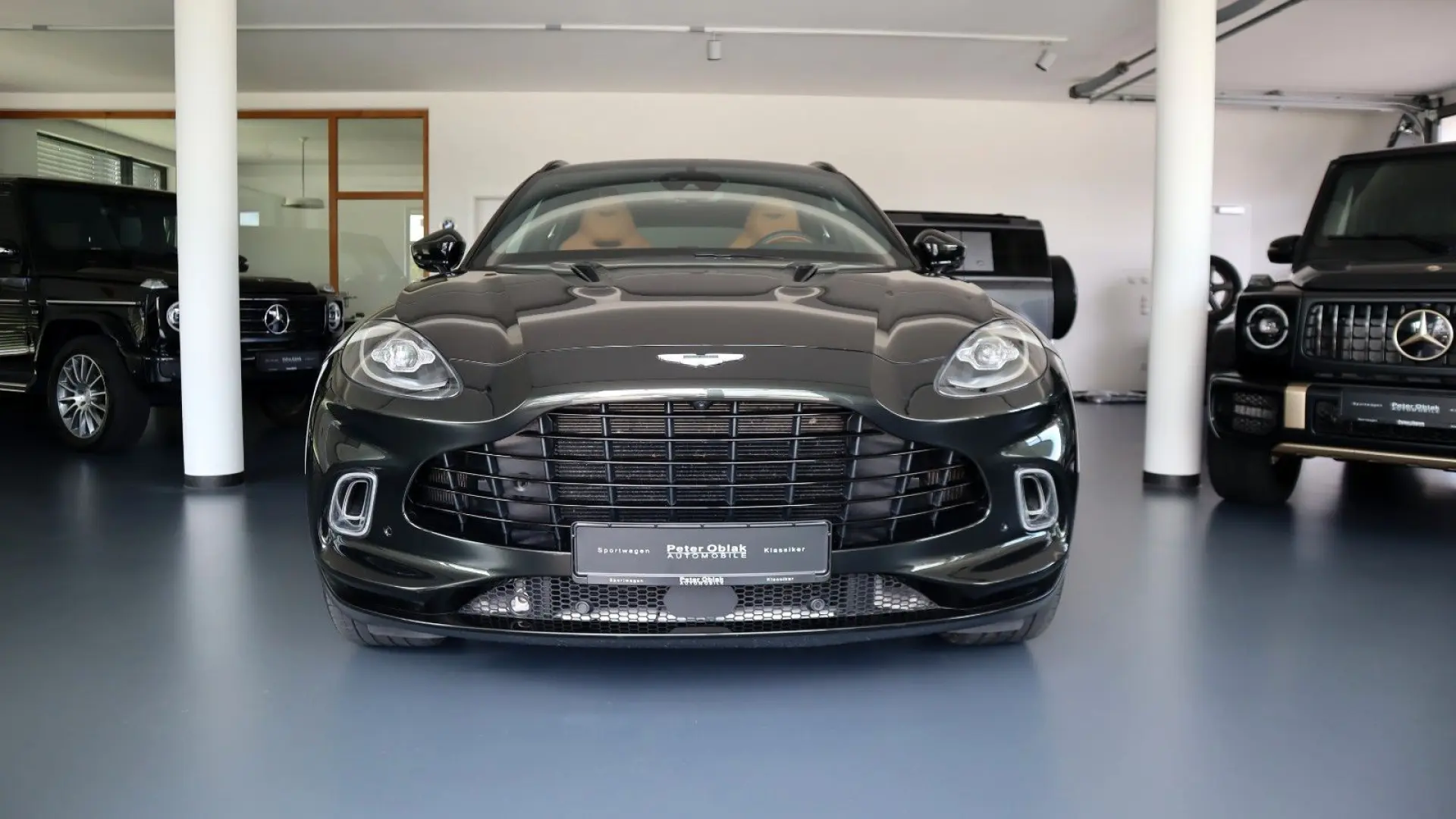 DBX 4.0 V8 / 23