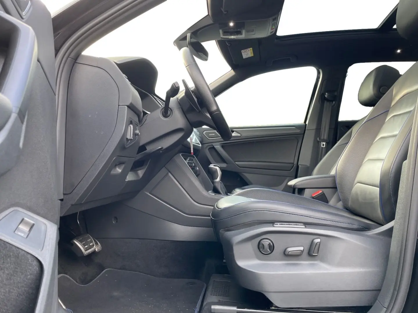 Tiguan R 2.0 TSI 4M DSG MATRIX/NAVI/KAMERA/PANO/