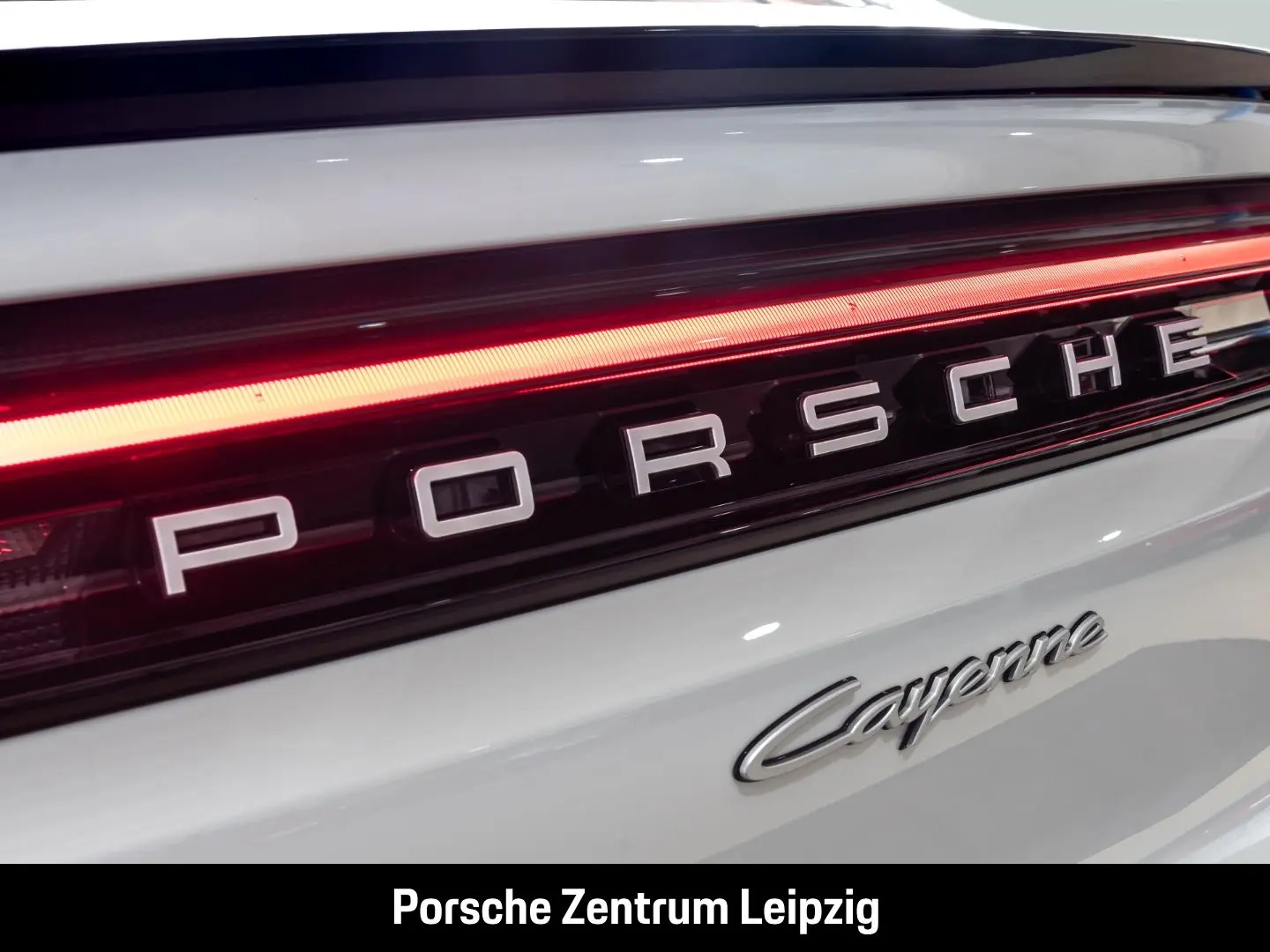 Cayenne E-Hybrid Coupe Luft Bose InnoDrive 21Zol