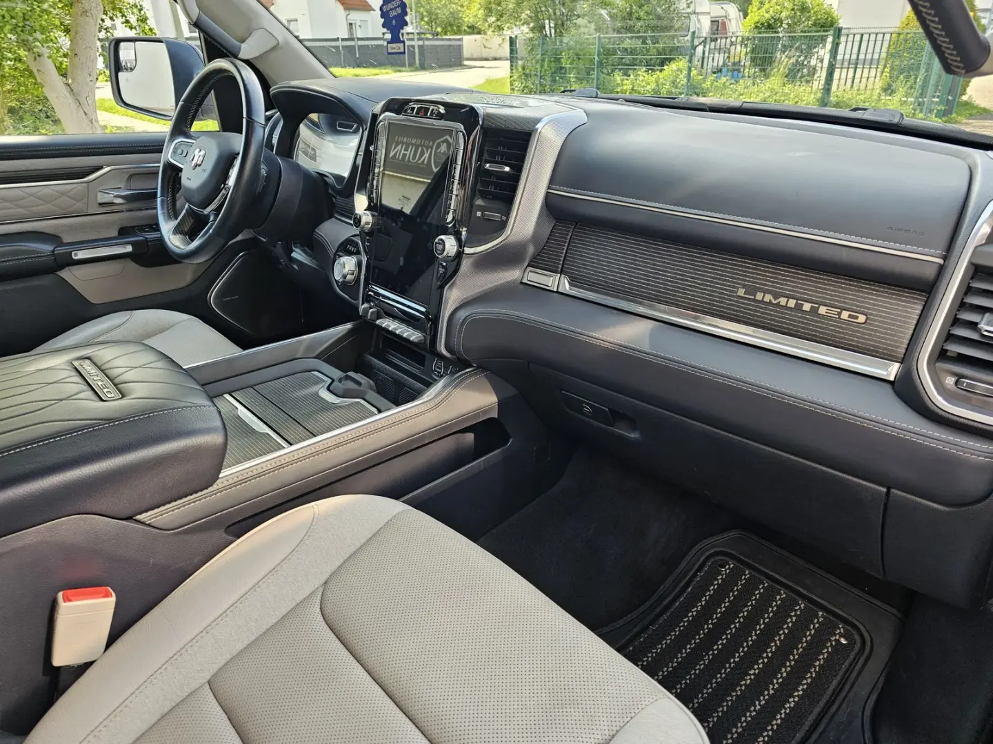 RAM 1500*Limited Night Edition*LPG*LUFTFAHRWERK*