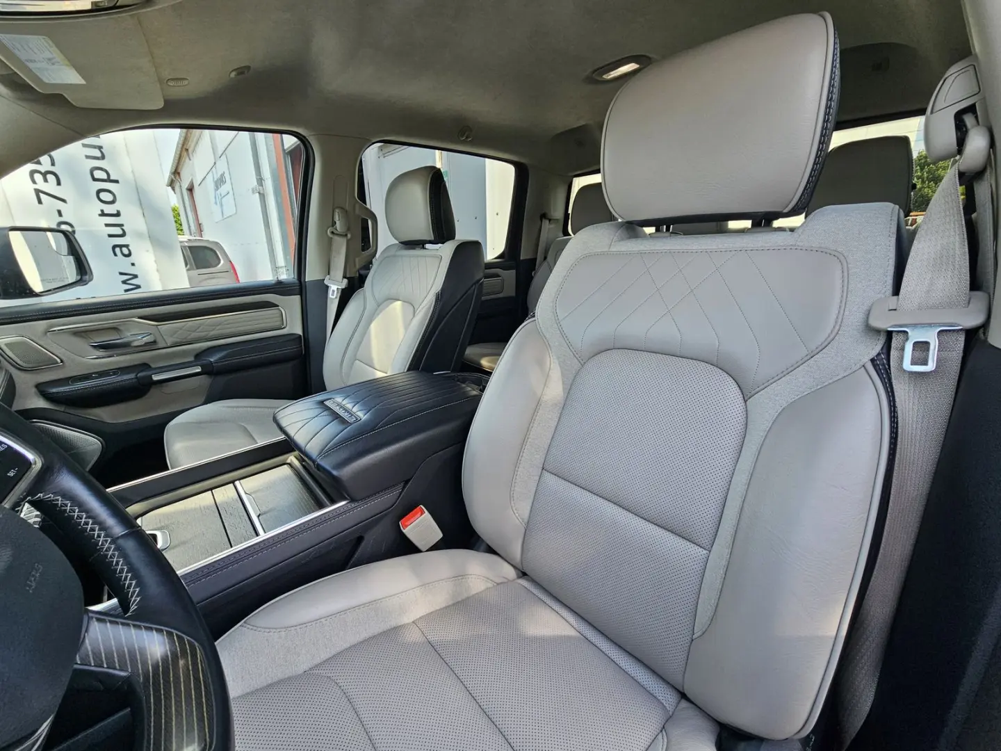 RAM 1500*Limited Night Edition*LPG*LUFTFAHRWERK*