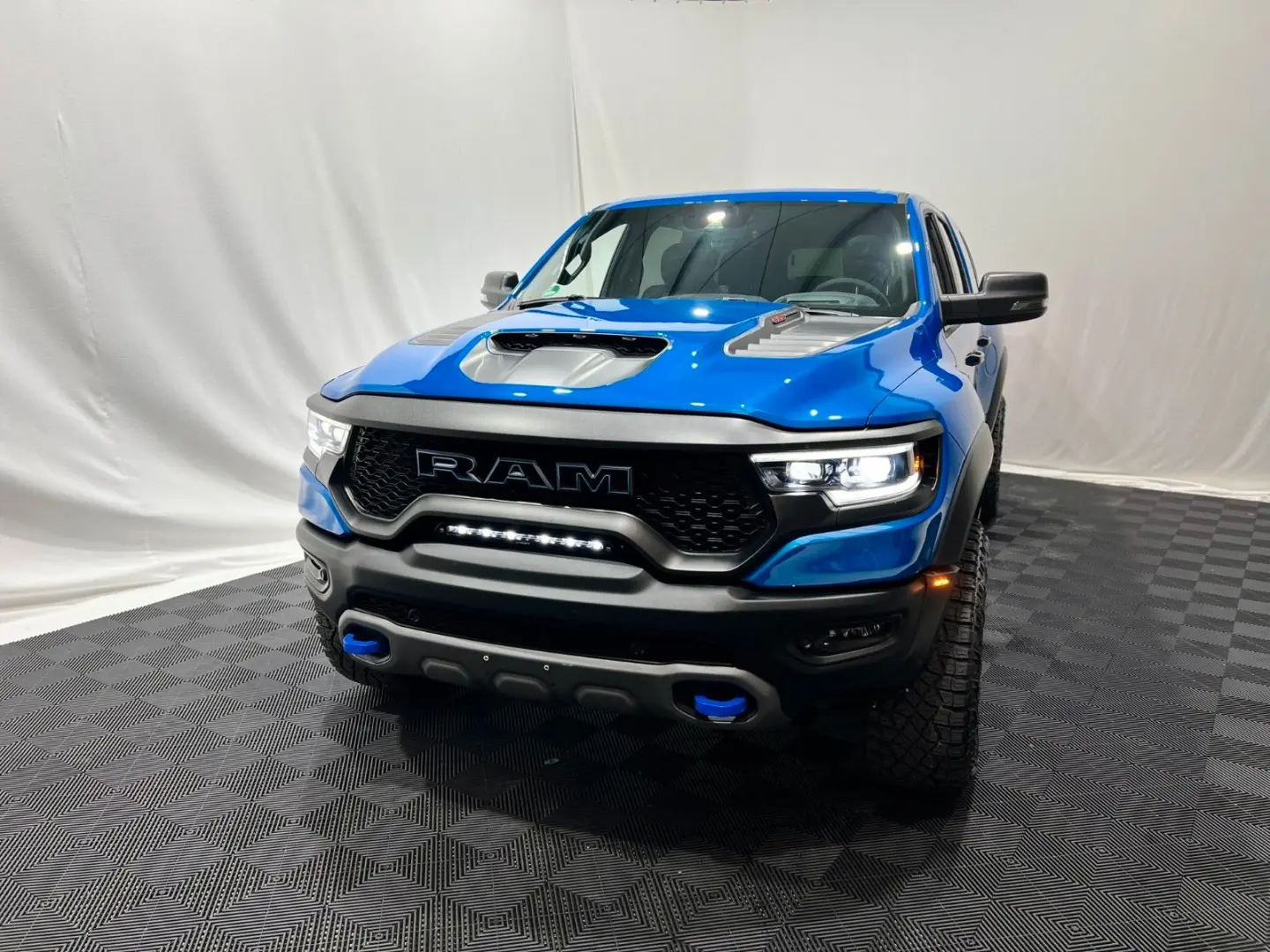 RAM 1500 TRX  6.2  V8 Supercharged MY24