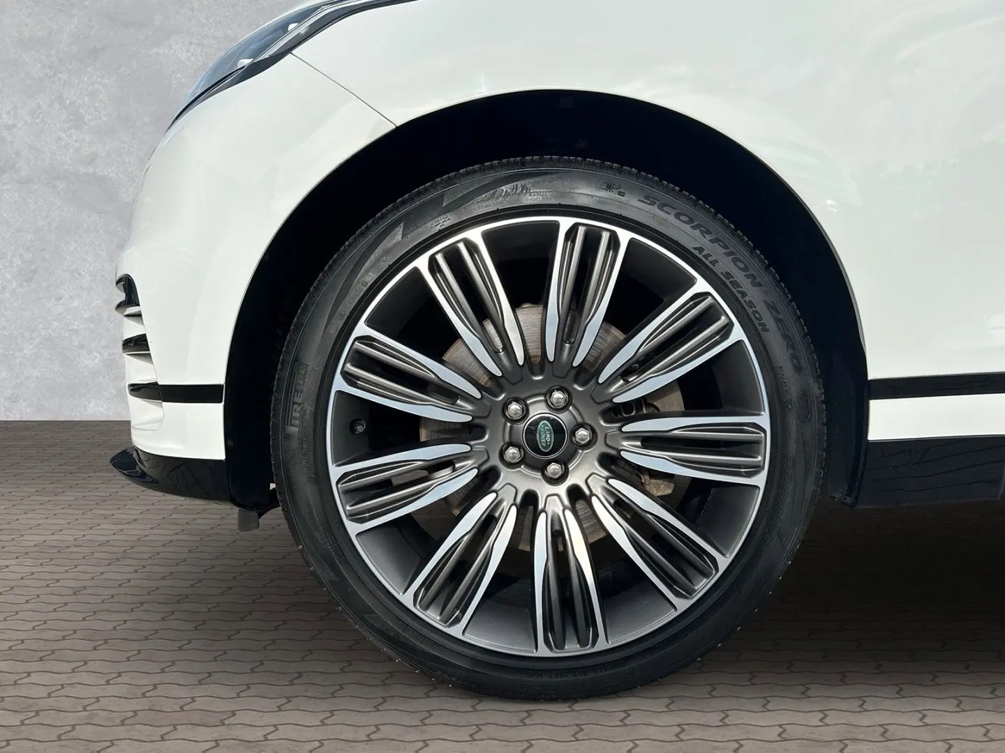 Range Rover Velar D300 R-DYNAMIC HSE LASER/HUD