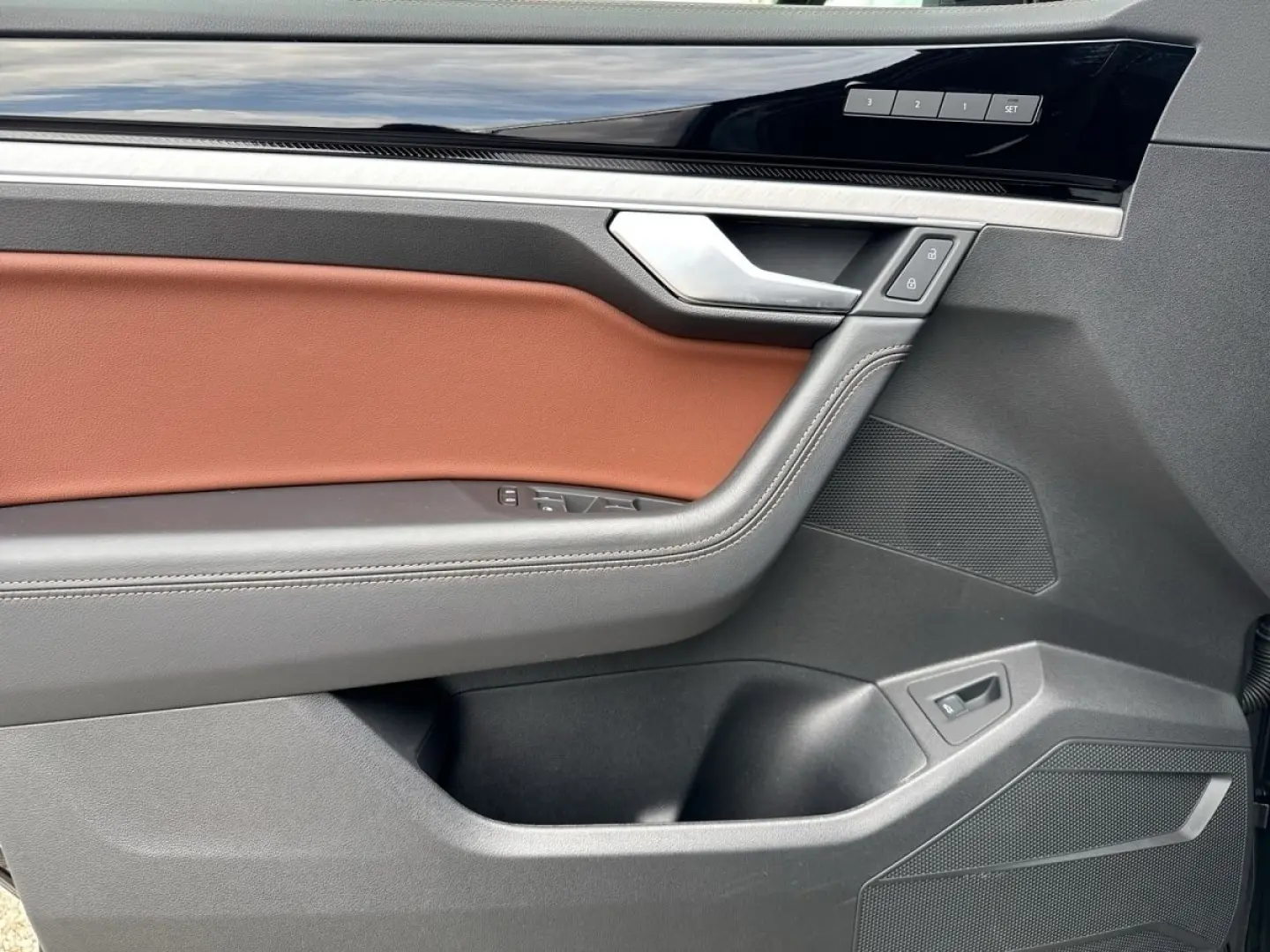 Touareg Facelift R-Line TSi Adaptivfahrwerk / Al