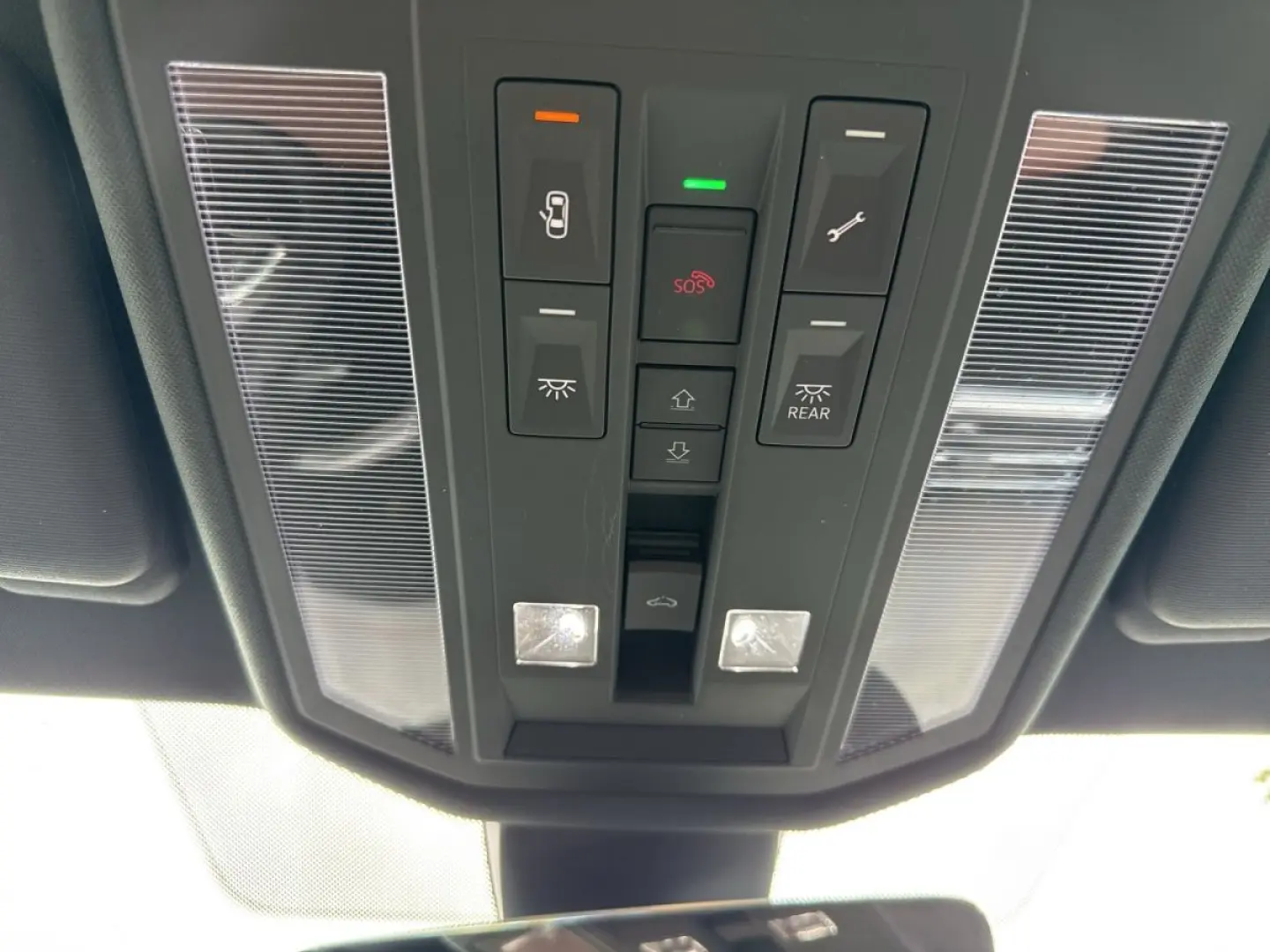 Touareg Facelift R-Line TSi Adaptivfahrwerk / Al