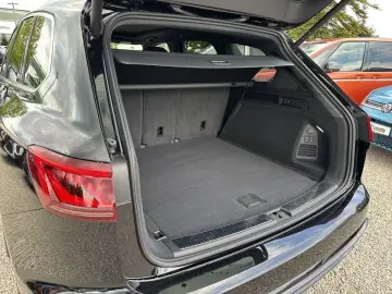 Touareg Facelift R-Line TSi Adaptivfahrwerk / Al
