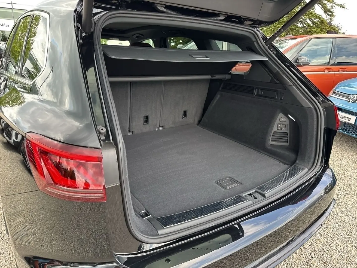 Touareg Facelift R-Line TSi Adaptivfahrwerk / Al