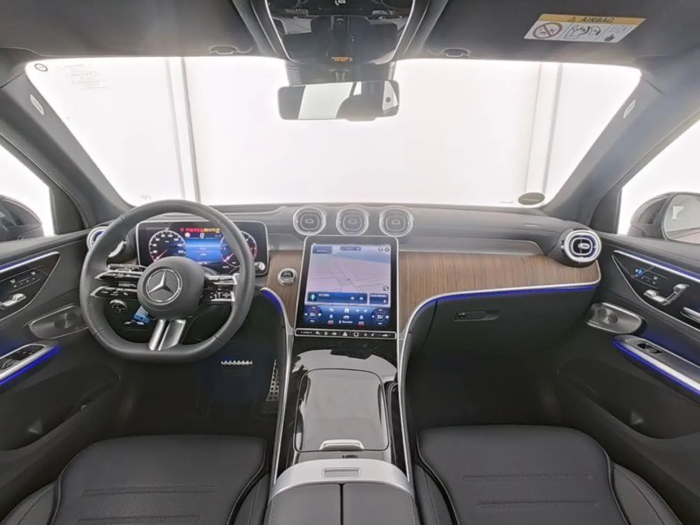 GLC 300 d AMG 4M Night AHK HUD Burm Panorama 20