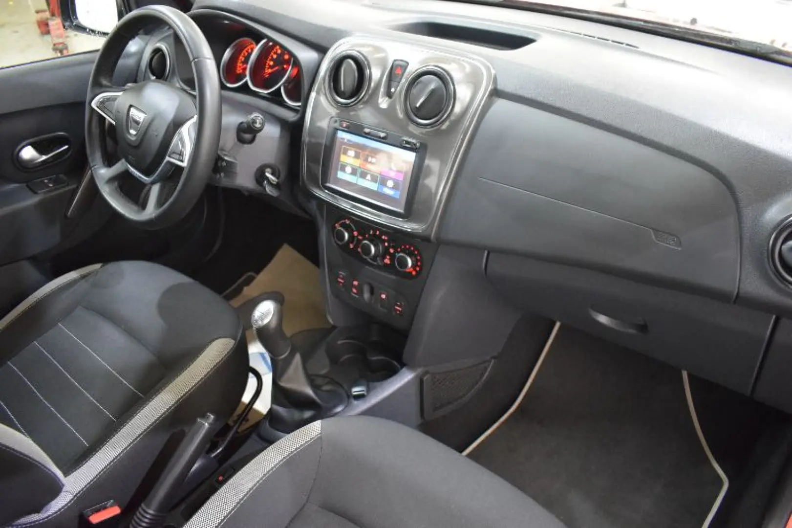DACIA SANDERO 1.5 dCi 90CP Laureate