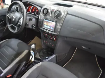 DACIA SANDERO 1.5 dCi 90CP Laureate